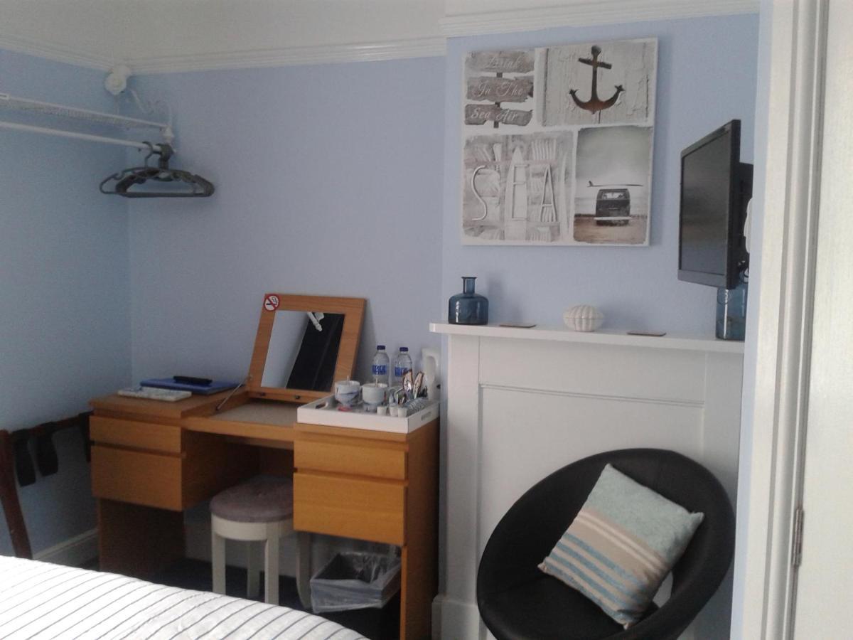 South Rising Guest House Poole Kültér fotó