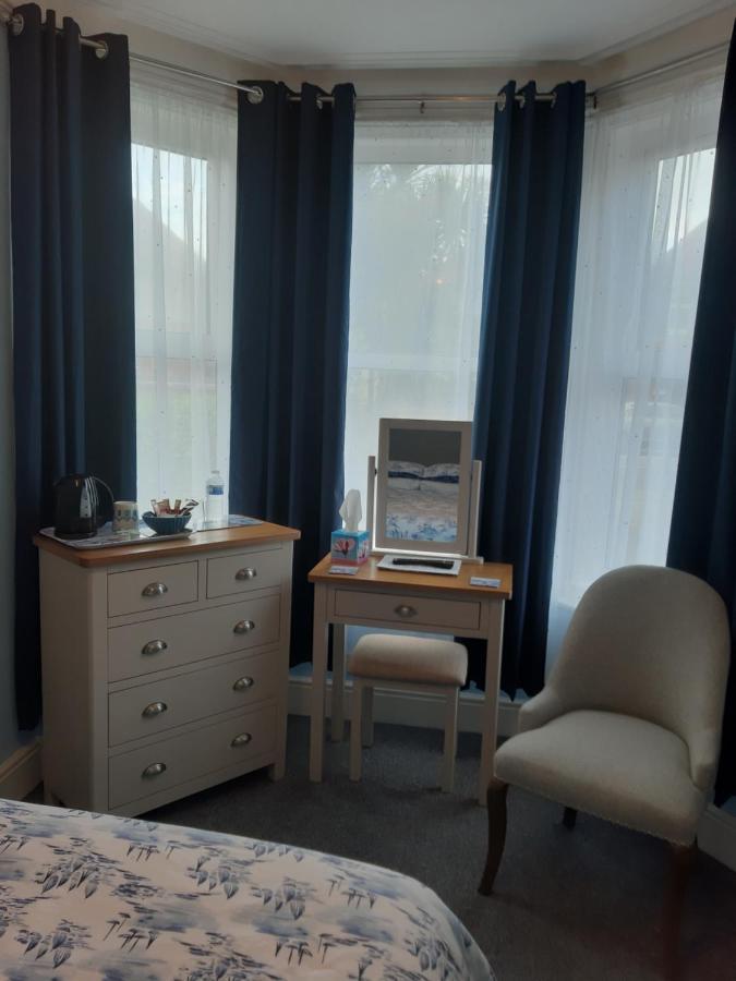 South Rising Guest House Poole Kültér fotó