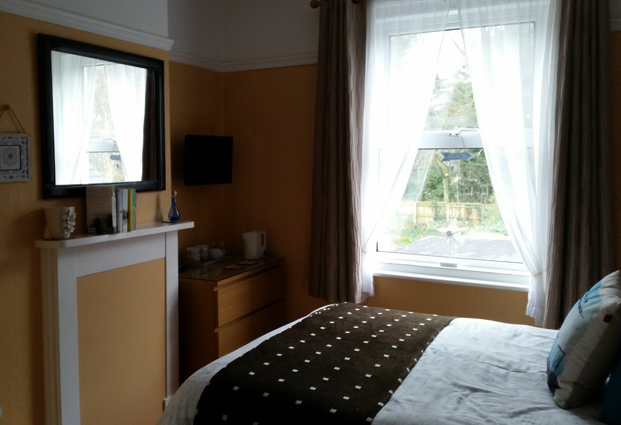 South Rising Guest House Poole Kültér fotó